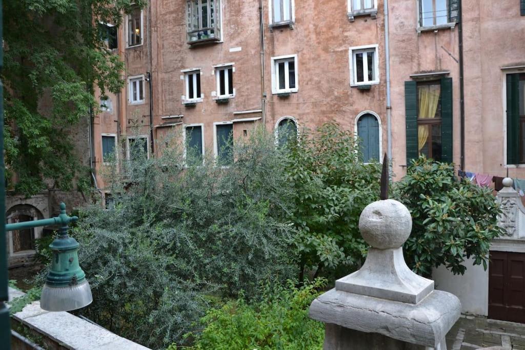 Quiet And Comfort In The Heart Of Venetië Buitenkant foto